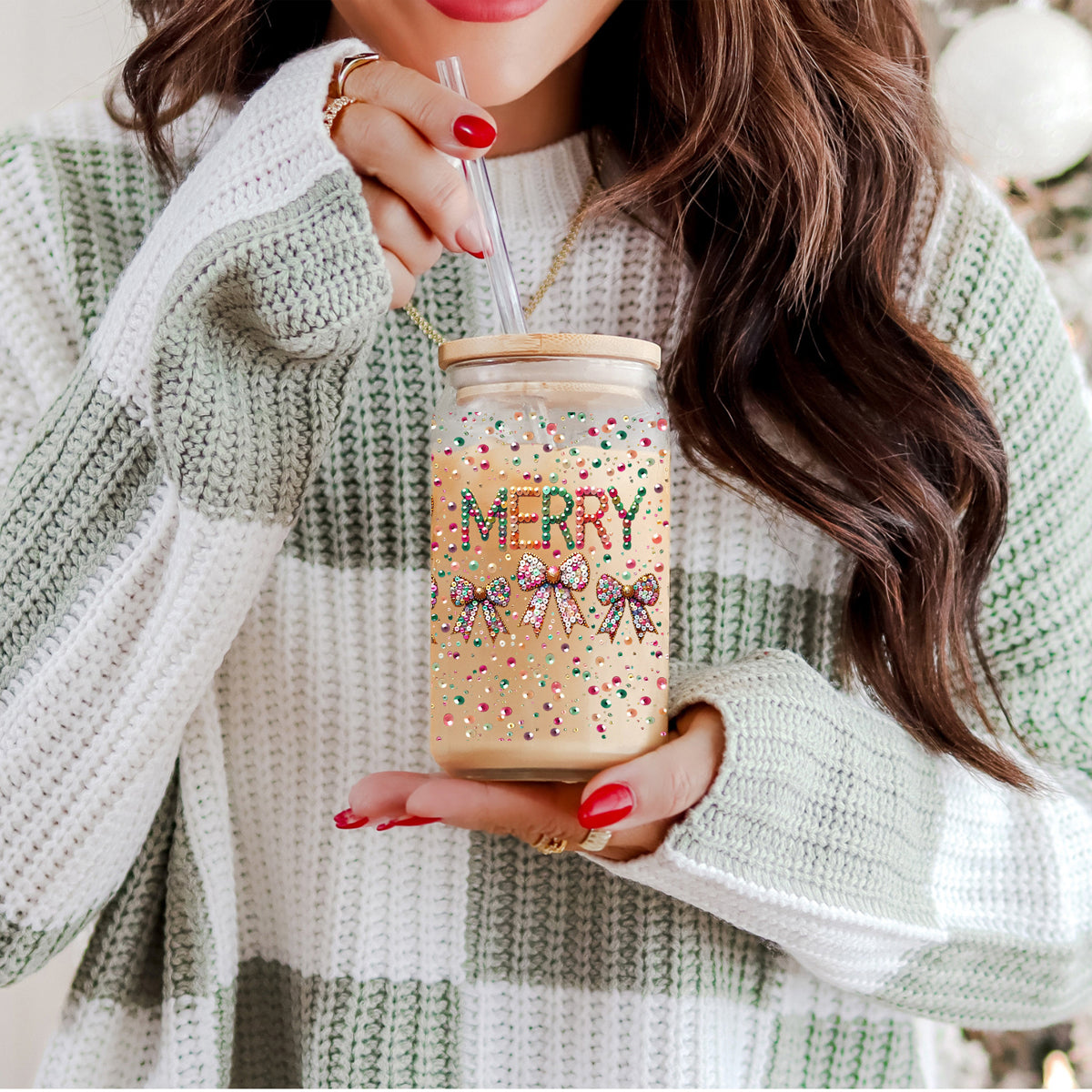 Reusable holiday glass cup - Merry tumbler with coquette bows design
Eco-friendly Christmas tumbler - glitter sequin holiday glass with lid and straw